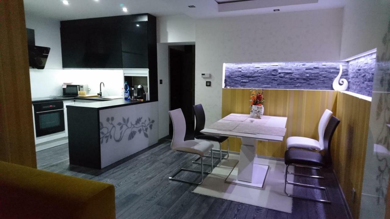 Apartman Sofia Veľký Slavkov Exterior foto